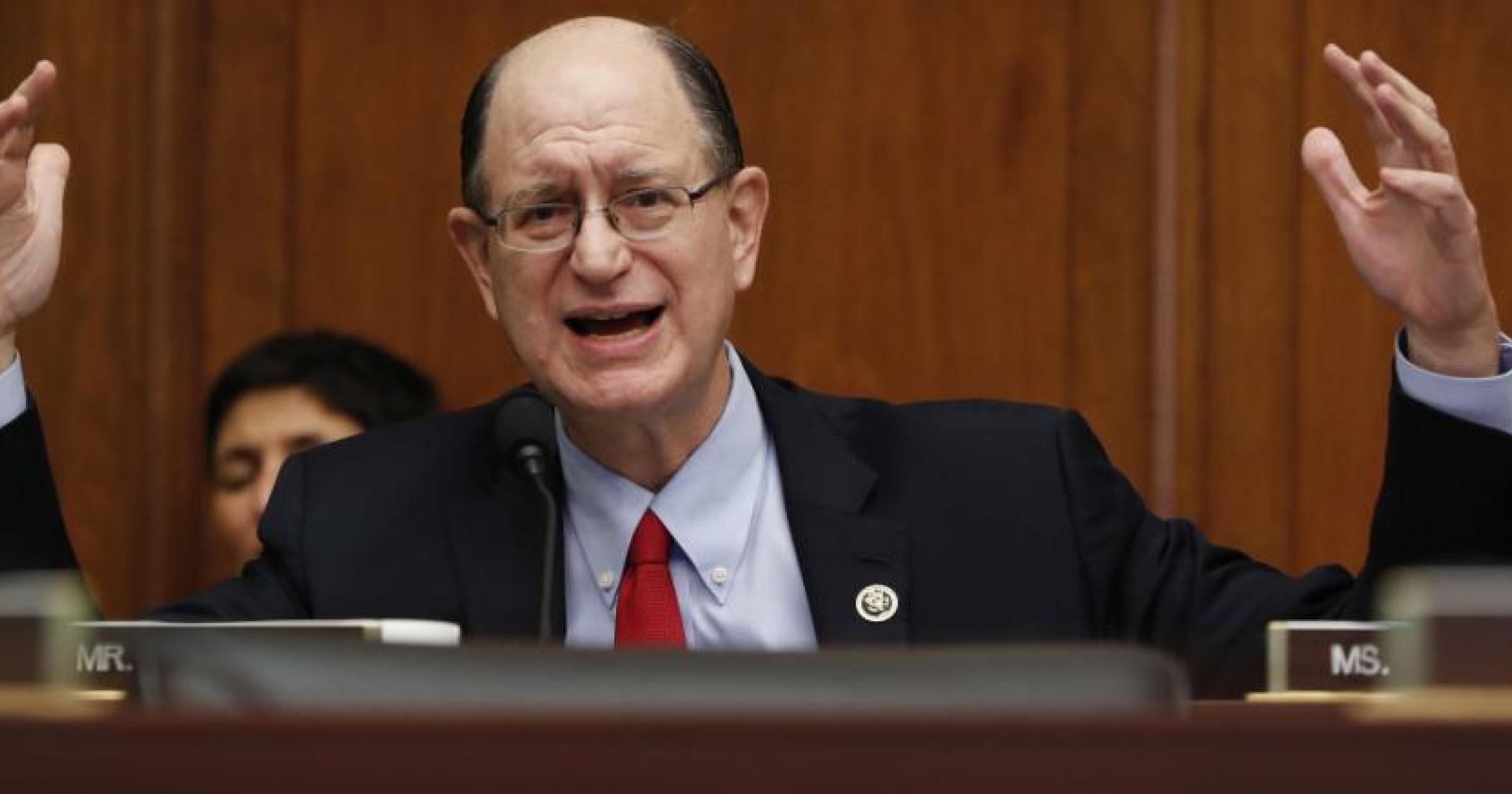 美國議員在受訪時公開撻罰加密貨幣，並認為比特幣沒有任何社會價值，只會淪為富人逃稅和犯罪者的工具。 只適合逃稅？美議員痛批比特幣「無社會價值」！