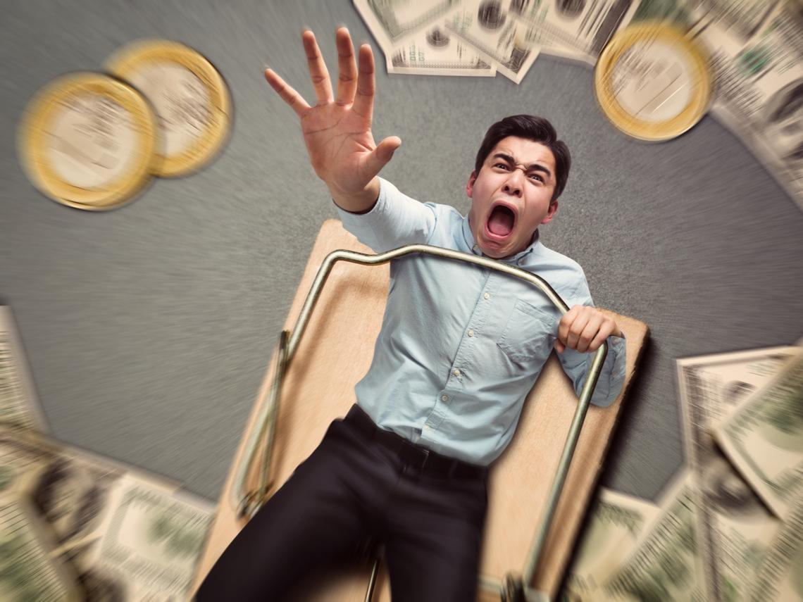 知情人士表示，FTX 提供的資產負債表不完整且不精細，在查看了「有限版本信息」之後發現，FTX 的客戶想要收回大部分存款的機會渺茫。放在 FTX 的錢能拿回？彭博揭 1 點分析：希望渺茫