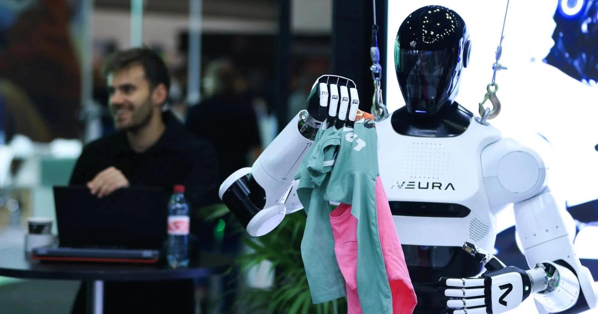 穩定幣巨頭佈局AI！Tether擬砸10億歐元投資德國新創，瞄準AI機器人Tether 傳正商討領投德國 Neura Robotics，高達約 10 億歐元融資，估值升至 80～100 億歐元，象徵其版圖從穩定幣延伸至 AI 與人形機器人產業。