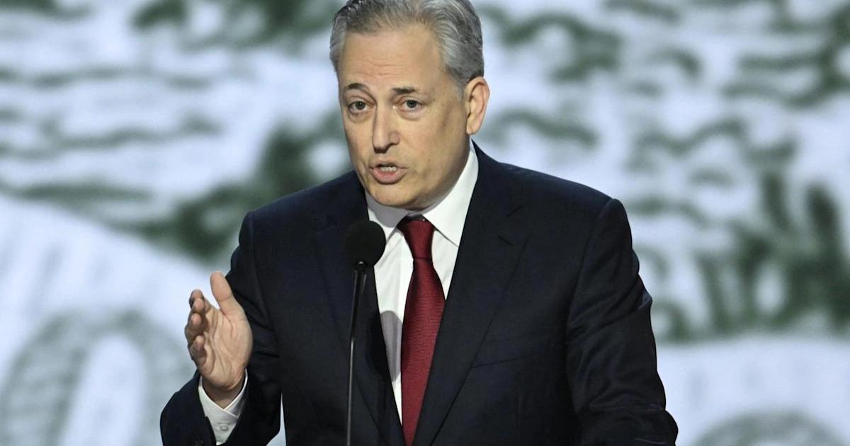 祖克柏才剛瘋狂搶人，Meta AI就準備縮編？AI加密沙皇：不代表泡沫破裂Meta 從瘋狂搶人大戰轉為 AI 重組整併，Sacks 指此為自然調整期，並看好 OpenAI 未來估值上看 1.5 兆美元，企業端應用則需深化垂直整合。