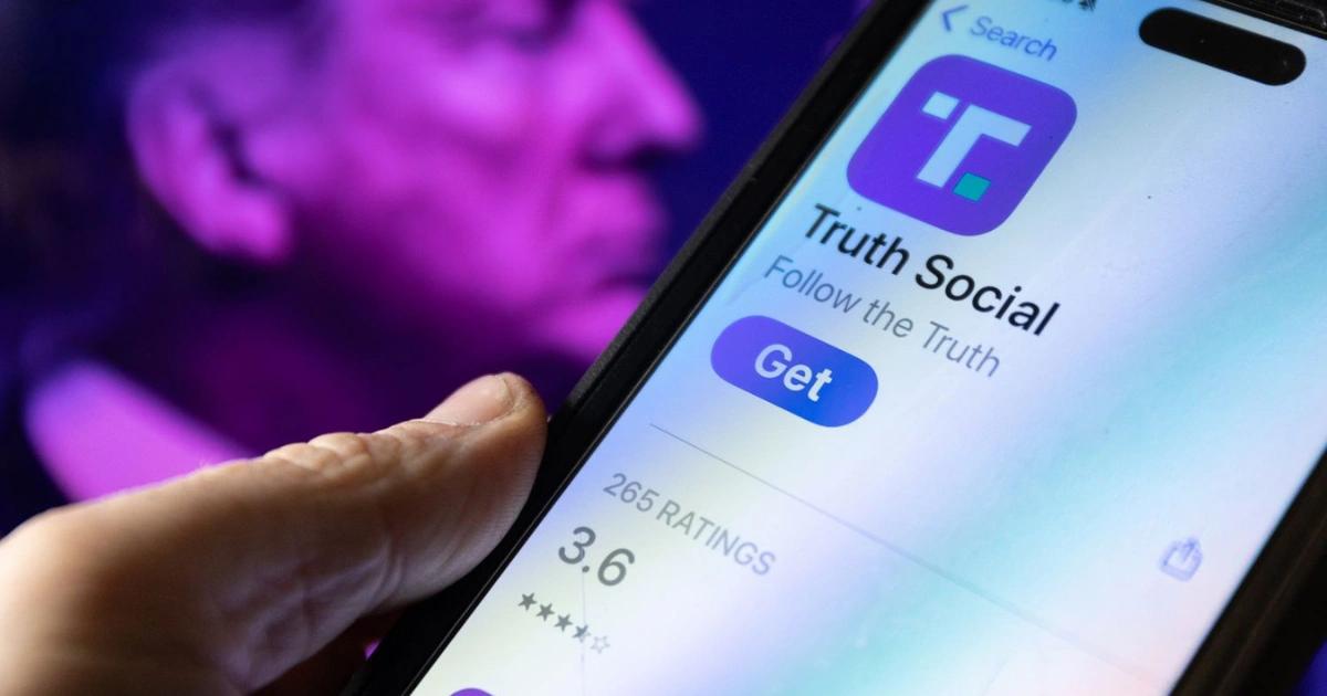 川普媒體推加密藍籌ETF！規避監管攻上市，外界質疑是否藉勢牟利Truth Social 向 SEC 申請追蹤五大加密貨幣的 ETF，計劃於紐交所上市，川普家族藉此拓展加密布局，是否涉及牟利引發外界關注。