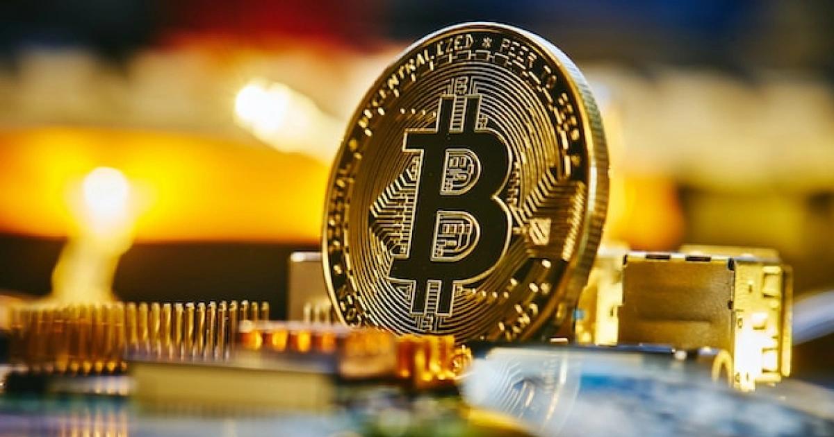 美CPI澆息降息希望！比特幣一度跌破11.6萬，能抄底嗎？哪些支撐值得關注？美國 6 月 CPI 上升，比特幣從 116,500 美元反彈至 118,400 美元後回落。外媒分析可關注短期支撐區域，長期來看每次大幅回調都是逢低買進的機會。