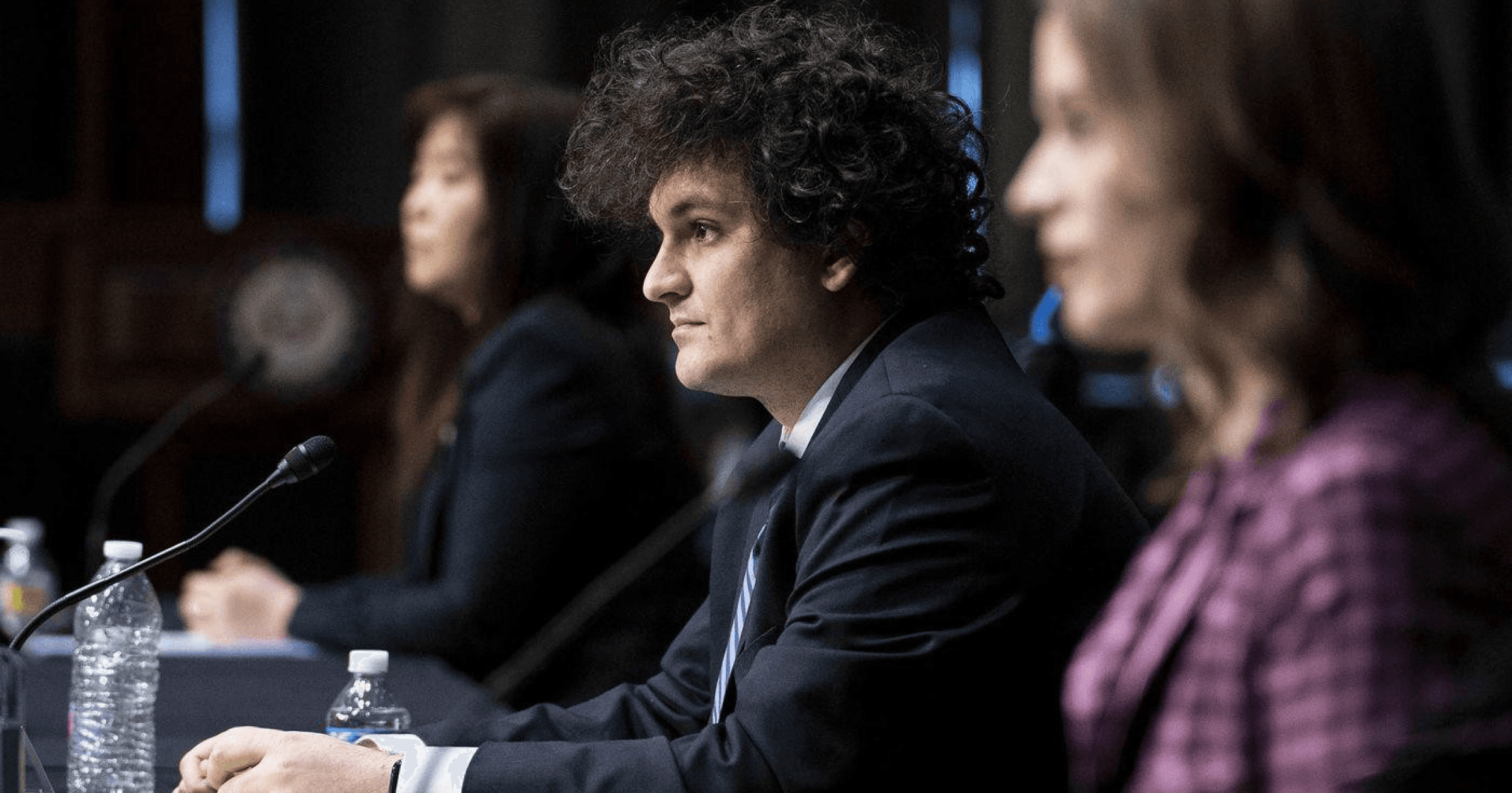 FTX 財務報表不能信？新任 CEO：有 7 億鎂資產藏在冷錢包FTX 新任首席執行官 John J. Ray III 表示，FTX 內部控制和記錄保存不當，FTX  重組顧問正努力尋找該公司的現金和加密貨幣，並已在離線冷錢包中找到了約 7.4 億美元的加密貨幣。