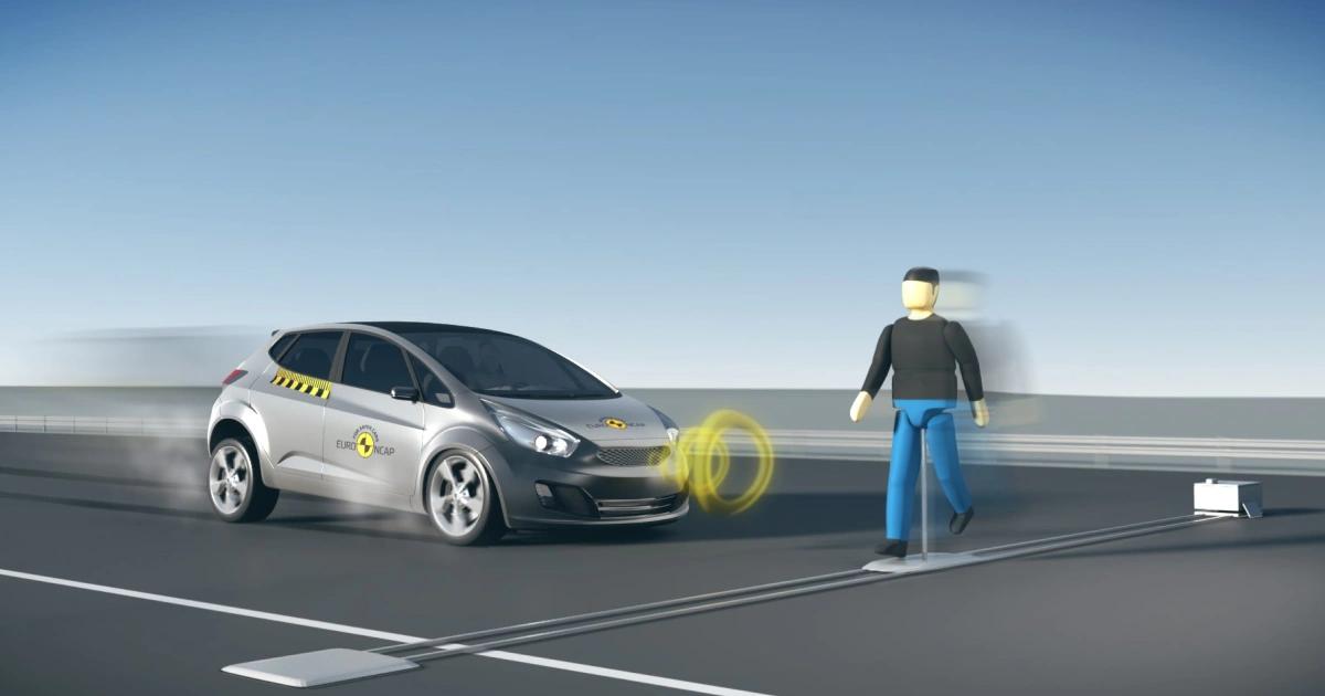 三峽車禍能預防？網呼籲快強制裝這系統，早有立委提案卻無後續！近日新北三峽嚴重車禍釀三死！科技媒體主編呼籲交通部強制新車安裝 AEB 自動緊急煞車系統。隨著科技的快速發展，自動駕駛技術也在不斷進步，或將進一步提升交通安全性和行車便利性。