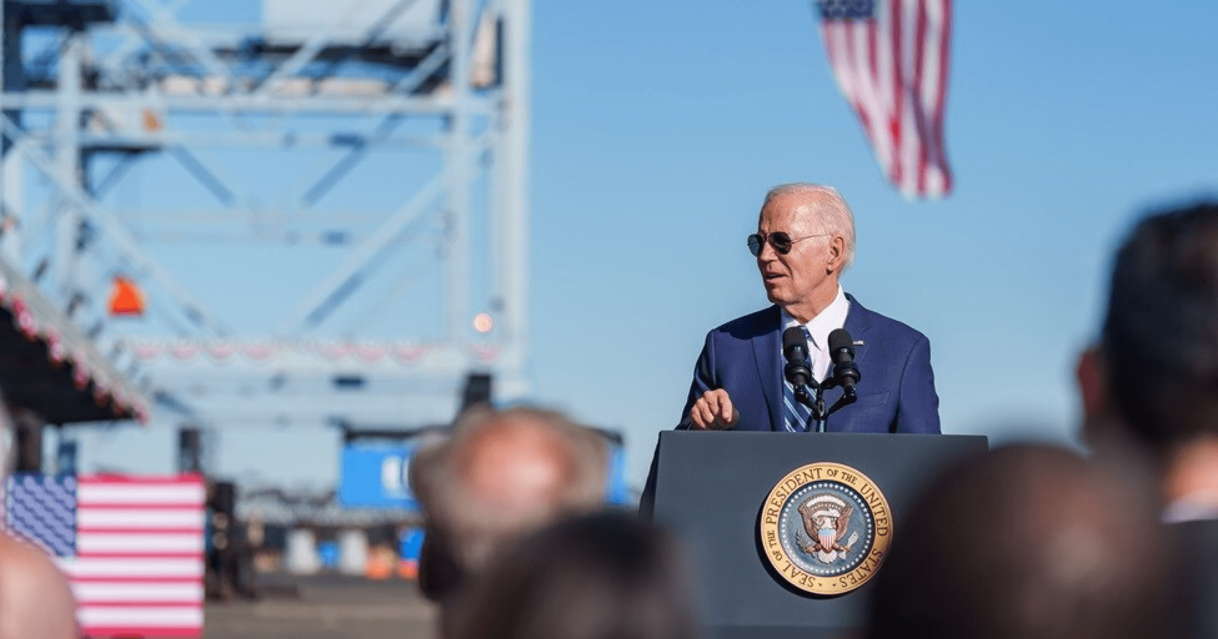 美國總統喬．拜登在週一發布了一項重要命令，要求中資公司撤掉加密貨幣挖礦設施，原因是「距離空軍基地太近，恐影響國家安全」。 挖礦影響美國安全？拜登下令關閉「中資比特幣礦場」，理由：離空軍基地太近！