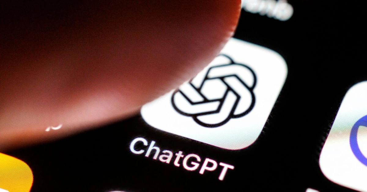 科技與倫理：每週超120萬人對ChatGPT傾訴輕生念頭，前研究員批缺乏安全機制OpenAI 報告揭示每週約 120 萬名使用者在 ChatGPT 對話中出現自殺或心理困境，凸顯 AI 在情感依附與安全防護間的矛盾，也引發全球倫理與法律爭議。