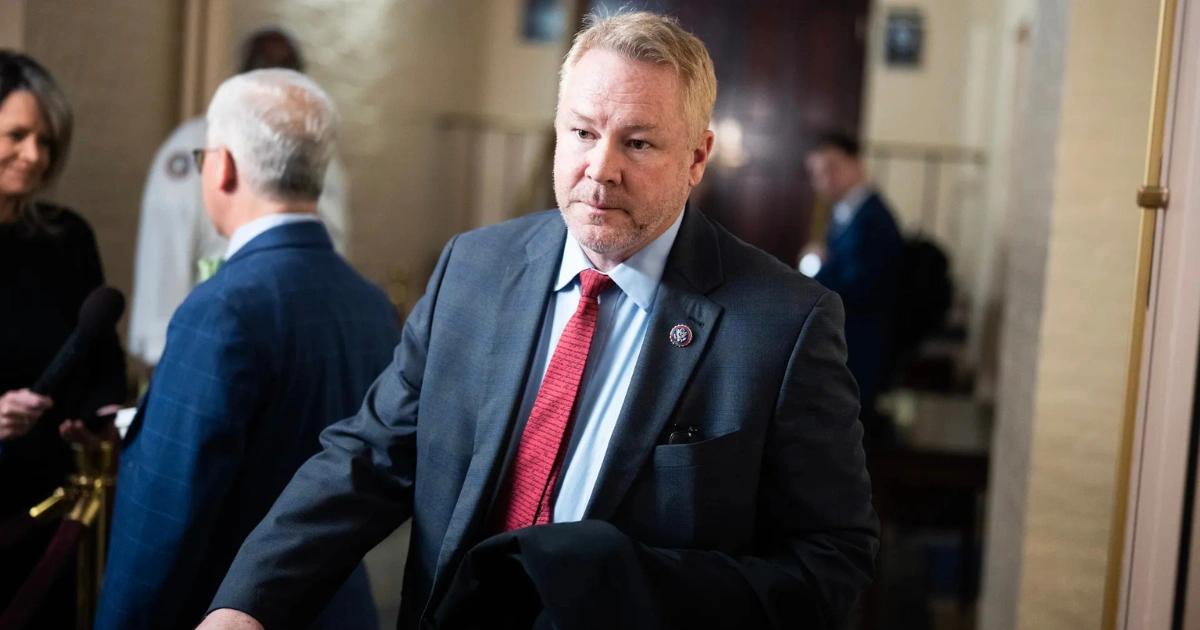 美國加密監管踩紅線！議員：GENIUS、CLARITY法案威脅自託管原則美國眾議員大衛森警告，《GENIUS 法案》正把加密資產納入帳戶制監控體系，削弱自我託管與去中心化，恐為 CBDC 與數位身分鋪路。