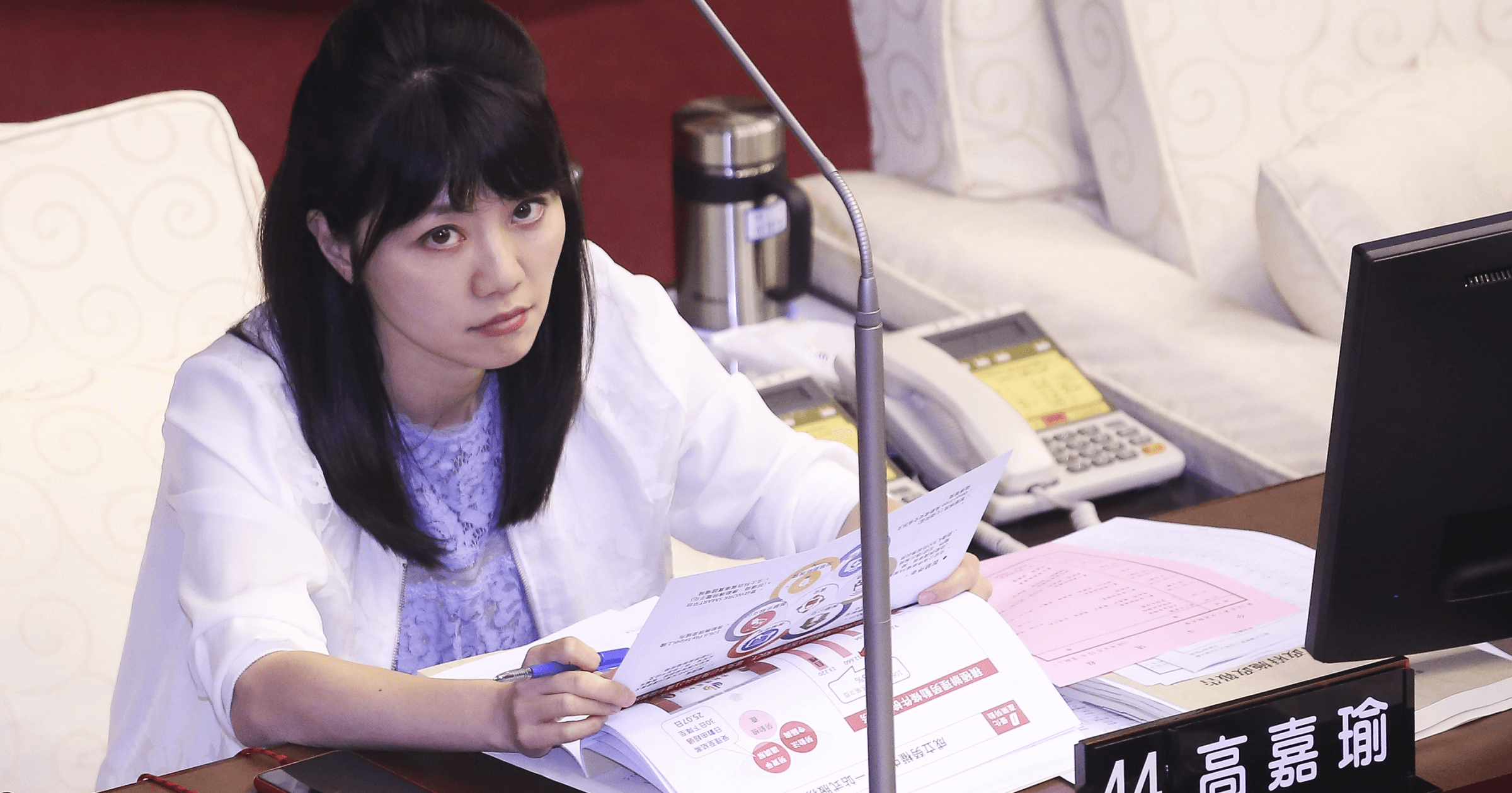 2020 年，台灣國合會曾發包區塊鏈資料庫相關標案，決標金額近千萬台幣。然而，立委高嘉瑜卻指出，廠商的完成品完全沒有區塊鏈相關業務......近千萬預算Bang不見？高嘉瑜：區塊鏈資料庫要幹嘛，國合會回應超傻眼