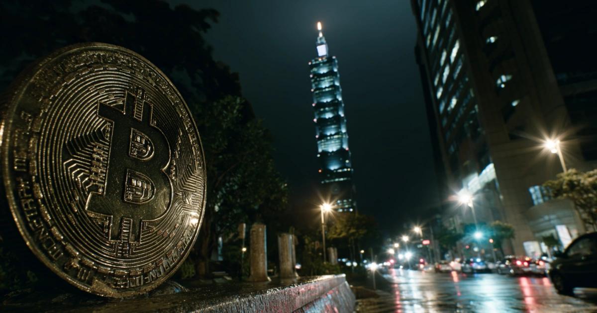 葛如鈞再提比特幣戰略儲備！央行承諾給評估報告，但台灣真有儲備必要嗎立委推動比特幣戰略儲備引爆台灣金融界爭議，專家質疑比特幣不具備儲備資產特性，國際案例亦成效有限。行政院與央行承諾年底提出新版評估報告。