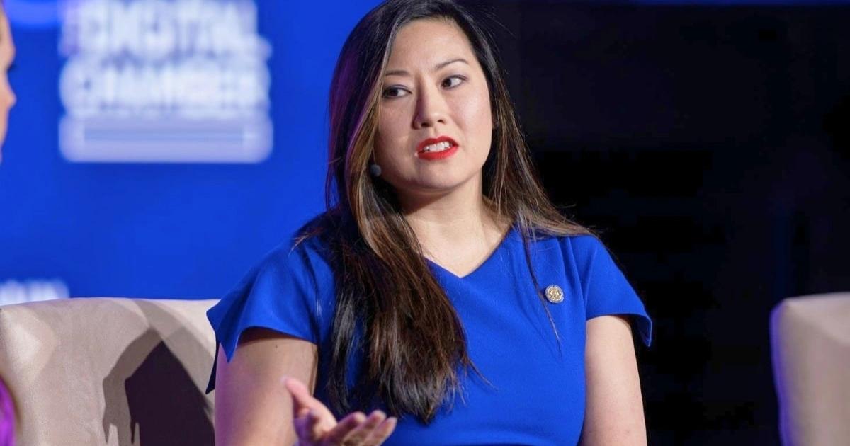 CFTC成立CEO創新委員會！Polymarket執行長入列，聚焦三大技術發展美國 CFTC 成立執行長創新委員會，集結傳統交易所與加密公司領袖，將聚焦資產代幣化與衍生品市場未來結構，全面加速加密監管與政策布局。