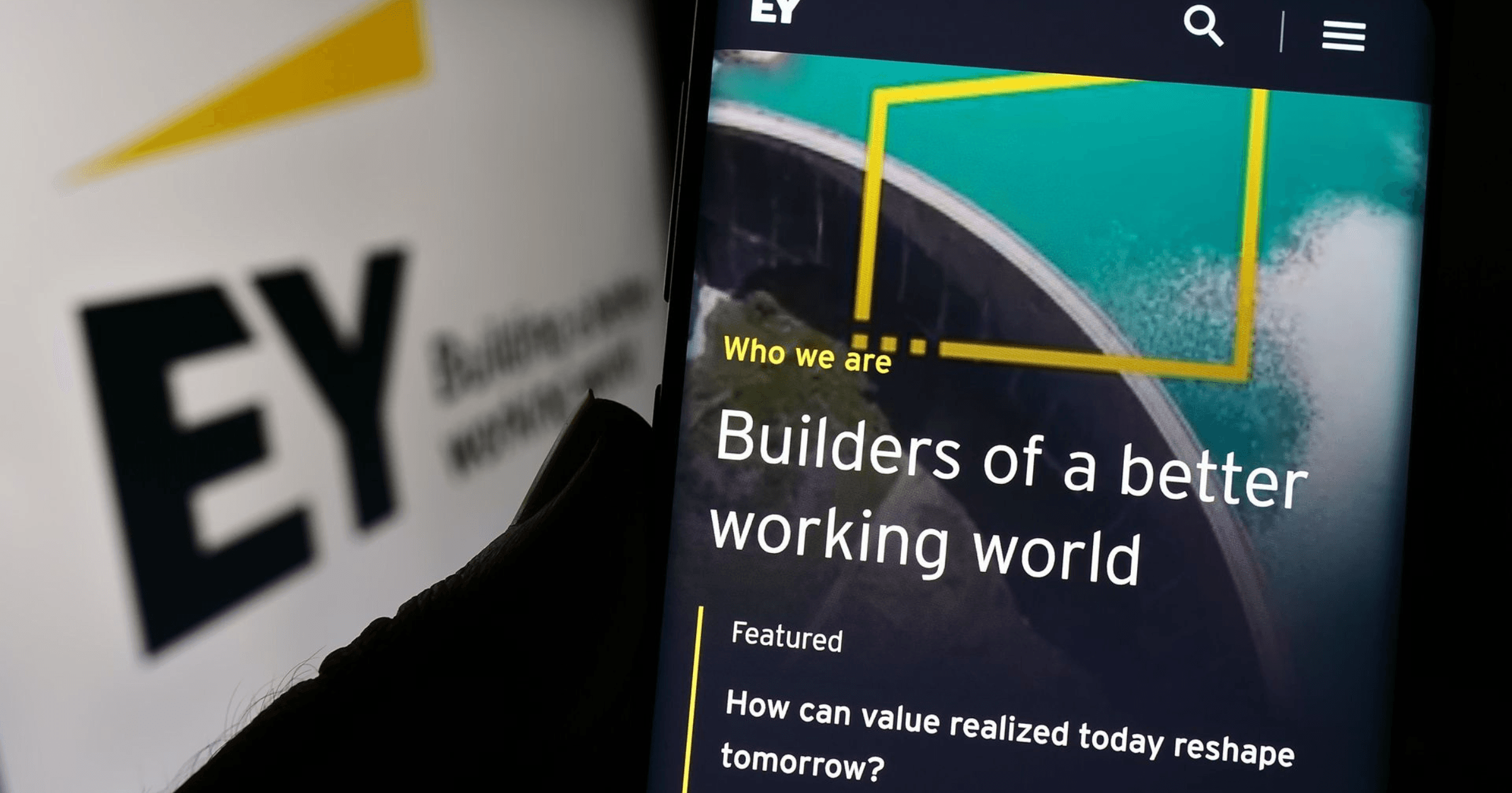 別再說台灣落後了！5 年前就推出「金融區塊鏈平台」，甚至抱走多項大獎？安永使用區塊鏈技術管理企業合約，透過 OpsChain Contract Manager（OCM）平台增進合約透明度與效率，目前在 Polygon 運行，計劃升級至以太坊。