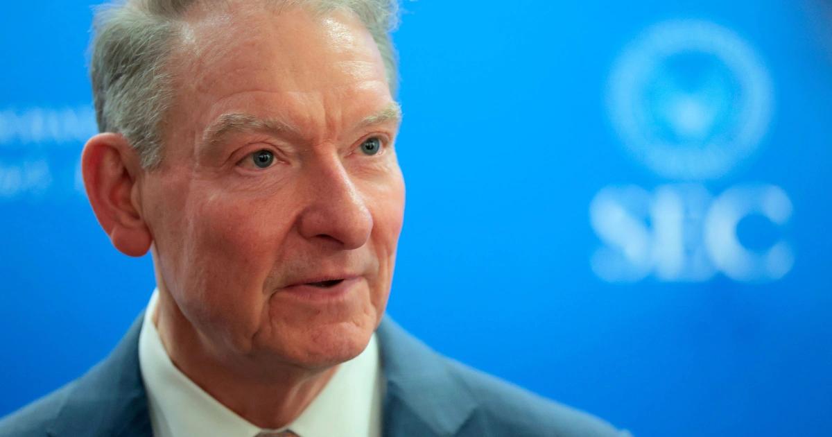 受不了名人發幣亂象！美國成立跨境打擊小組，鎖定拉高出貨詐騙SEC 成立跨境打擊小組，瞄準加密市場內的名人幣詐騙與拉抬出貨亂象，強化國際合作，劍指境外操縱與非法募資行為，提升投資人保障。