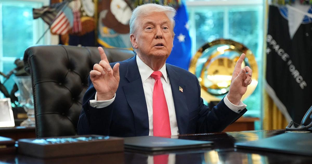 川普遭銀行列拒絕往來戶！已下令指示貨幣監理署，出手遏止任意關帳美國 OCC 發布新指導方針，防止銀行基於政治或宗教理由任意關戶，回應川普對 De-Banking 現象的指控，引發金融體系是否中立的熱議。