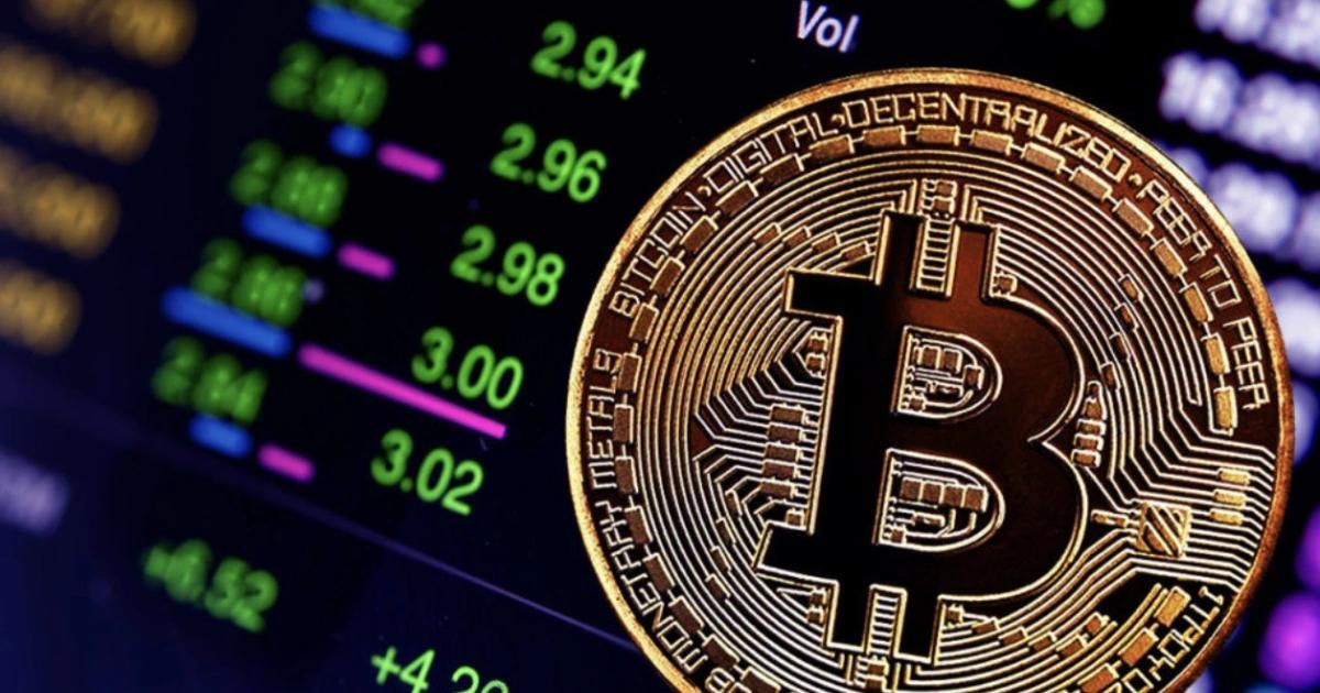 美股走弱、比特幣逆勢上漲！底部到了？渣打：回調結束，年底有望反彈美股走弱之際，比特幣逆勢反彈，渣打銀行認為本輪修正已結束，巨鯨加倉與機構看多強化年底反彈預期，但聯準會利率決策與美元走勢仍是變數。