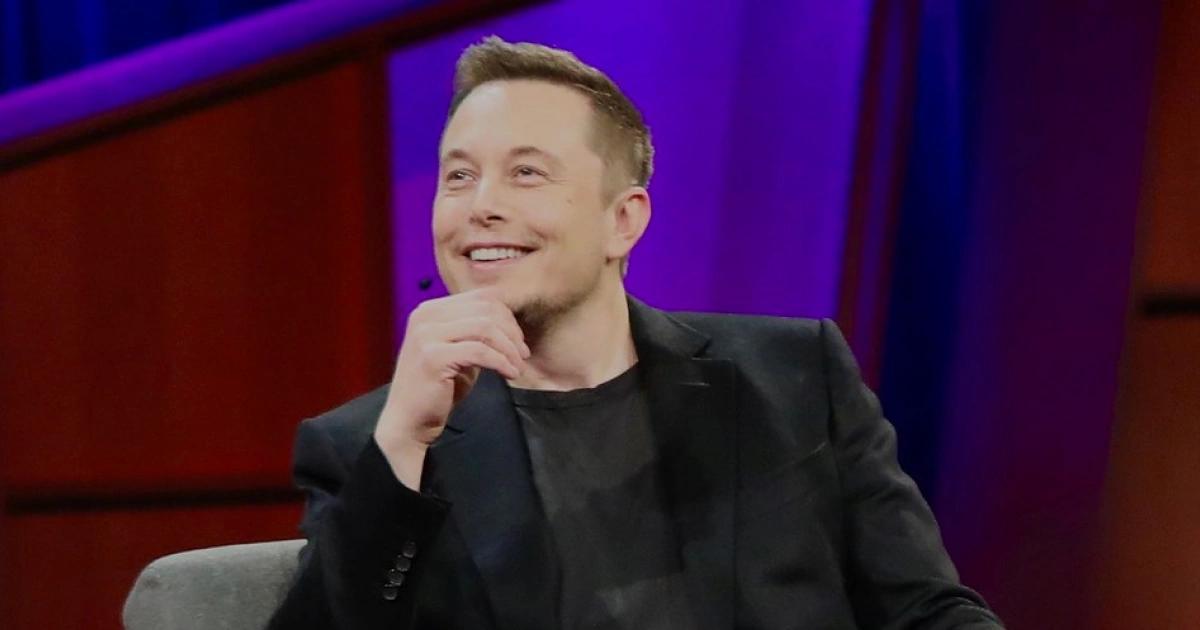 SpaceX IPO引爆散戶熱潮！有人甚至想貸款買股，粉絲：買越多越好SpaceX將於6月12日以1.8兆美元估值上市，創史上最大IPO。馬斯克特留三成股份給散戶引爆認購狂潮，但專家警告天價估值與尚未落地的願景藏有高風險。