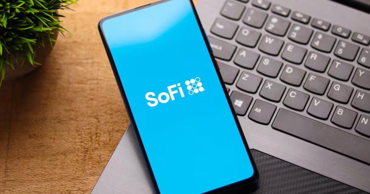 美最大線上貸款平台！SoFi重啟比特幣交易，還推區塊鏈跨國匯款SoFi 宣布重啟加密貨幣交易與推出區塊鏈跨國匯款服務，響應美國監管放寬政策，進一步擴展至穩定幣、借貸與質押功能，強化金融科技布局。