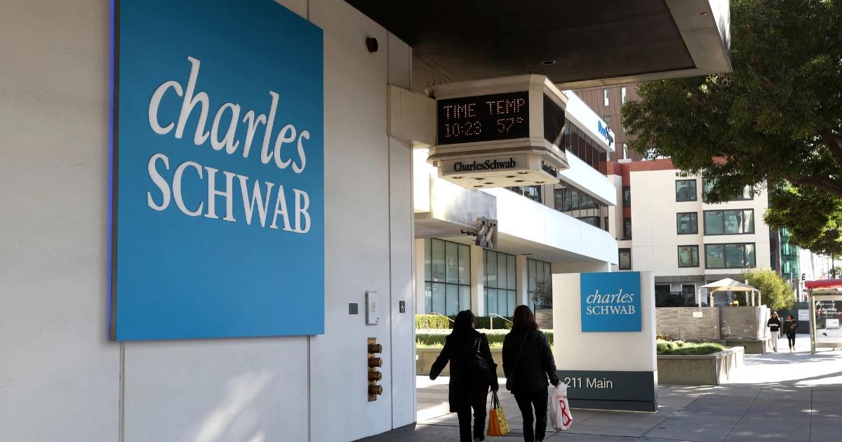 嘉信理財：2026上半年推出加密現貨交易！11.9兆金融巨頭殺入幣圈