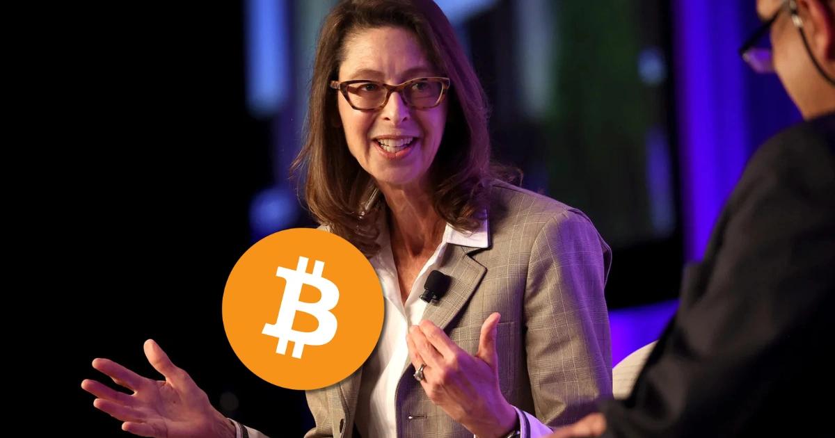 富達CEO自曝：我有比特幣！華爾街女王解析，BTC為何是新世代儲蓄資產富達執行長阿比蓋爾公開稱持有比特幣，並視其為新世代儲蓄資產，強化機構把比特幣作為「數位黃金」的共識，推動其在主流金融中的地位。