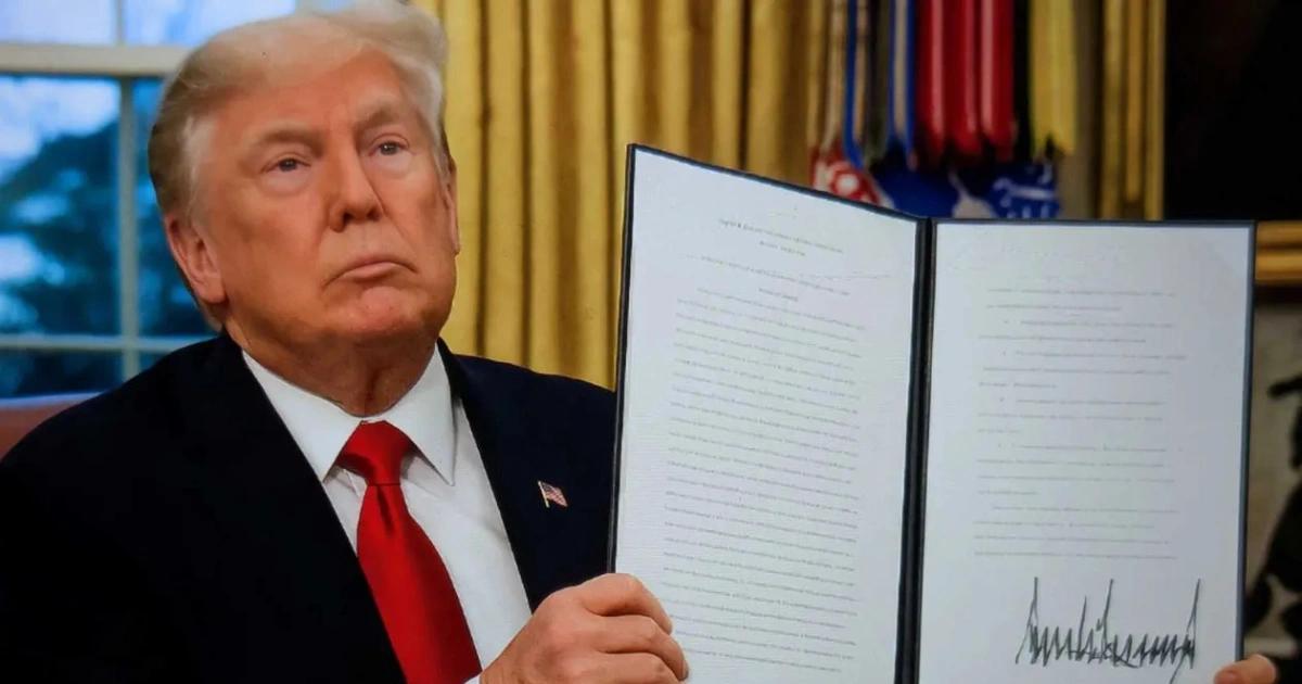 國安基金退場全因這事？外媒：台美關稅或降至15%，換台積電加碼投資美台關稅談判將成形，美方下調對台關稅至 15%，交換條件是要求台積電倍增亞利桑那投資，把先進晶片產能納入美國供應鏈體系。