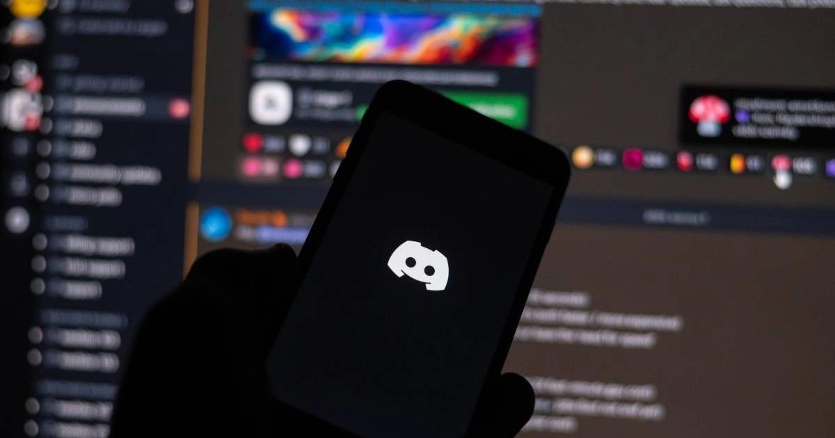 Discord：7萬用戶身分證、信用卡末4碼資料恐流出，已通知受影響者Discord 第三方客服供應商 5CA 遭駭，導致約 7 萬名使用者個資外洩，平台本身未被入侵，公司拒絕支付贖金，事件引發年齡驗證資安爭議。