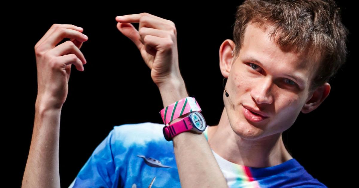 V神：算法穩定幣才是真DeFi！呼籲協議應去美元化，擁抱多元指數Vitalik主張算法穩定幣才是真正的 DeFi，強調需具備風險轉移與分散化機制。他呼籲協議應減少對 USDC 等中心化穩定幣的依賴，轉向去美元化的多元指數模式。