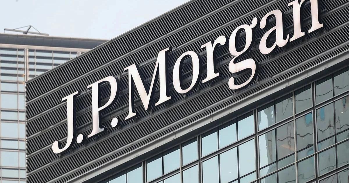 摩根大通注資！AI對沖基金Numerai規模三年翻七倍，NMR幣漲超100%AI 對沖基金 Numerai 融合群眾智慧與代幣經濟，吸引 J.P. Morgan 承諾投資 5 億美元，NMR 代幣應聲暴漲 122%，成為鏈上金融與傳統資本的交匯典範。