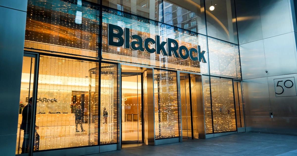 華爾街巨頭新招！貝萊德重新設計BSTBL基金，瞄準穩定幣儲備市場貝萊德重構旗艦基金 BSTBL，搶先佈局 GENIUS 法案後穩定幣儲備市場，標誌華爾街正式進軍加密美元基礎設施。