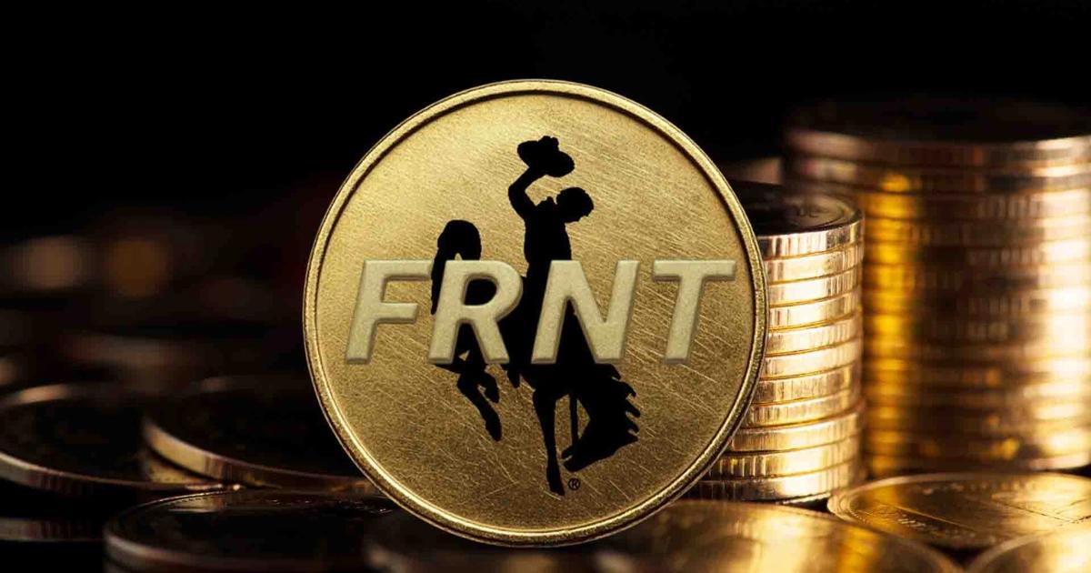 全美首個州政府美元穩定幣來了，懷俄明州「FRNT」正式開放購買懷俄明州推出全美首個官方穩定幣 FRNT，上線多鏈流通，超額抵押並將利息投入公立教育，成為公部門金融創新實例典範。
