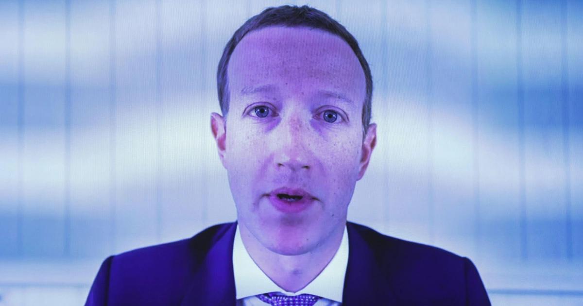 拿員工訓練AI！Meta推內部追蹤工具，員工點滑鼠、按鍵行為全都錄｜Meta於美國員工電腦安裝內部追蹤工具，記錄滑鼠、鍵盤軌跡與螢幕截圖，藉此收集數據訓練ＡＩ模型。官方強調此舉不涉考績，但仍引發員工監控與隱私爭議，歐洲法規恐禁止此行為。