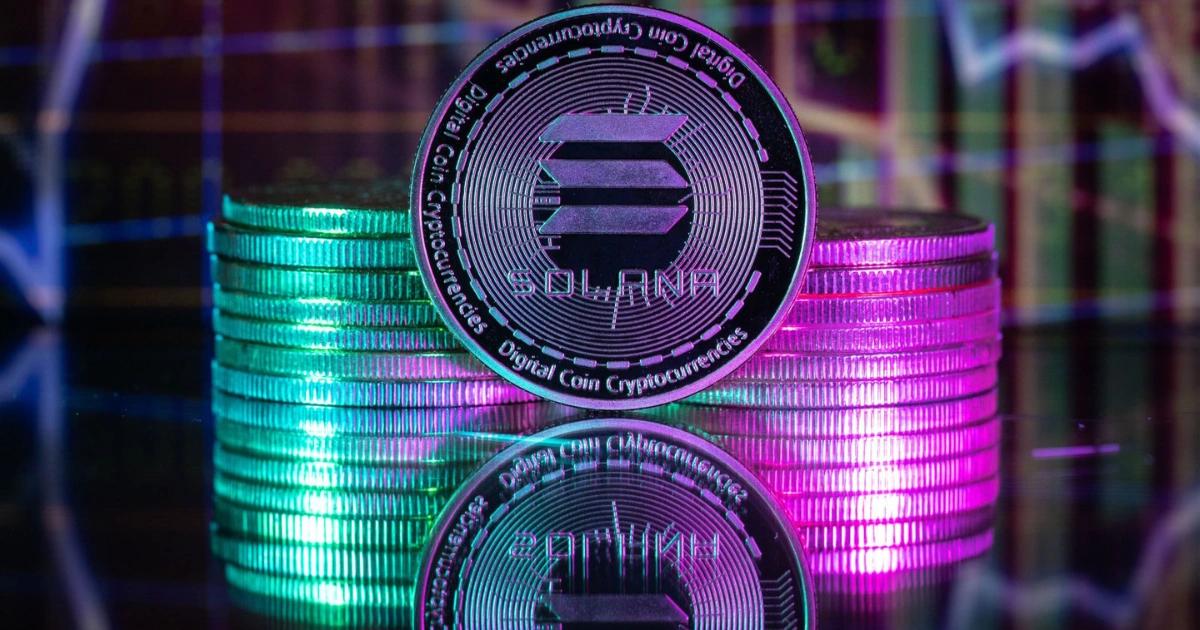 FTX破產團隊每月定期套現！又贖回超4000萬鎂SOL，仍握有龐大部位FTX 團隊持續變現 SOL 資產，近一週再度轉出 19.2 萬枚，儘管解押持續進行，市場未受衝擊反而上揚，債權人仍待 9 月新一輪還款公告。