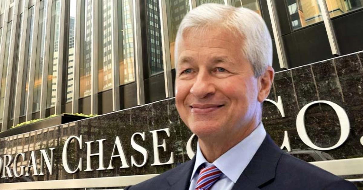 摩根大通：比特幣上看17萬！市場去槓桿結束，貶值交易仍是關鍵摩根大通報告稱加密市場去槓桿已過，預測比特幣公允價上看 170,000 美元，理由是比特幣波動性調整後，相較黃金處於折價交易。