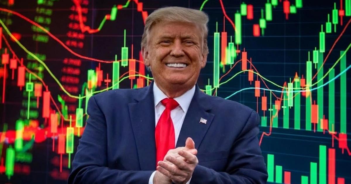 讓川普帶你飛！分析機構拆解關稅談判劇本：投資人如何從中獲利？分析機構揭示川普「關稅劇本」，透過週末施壓與週一情緒衝擊製造談判空間。投資人應觀察債券殖利率紅線，利用系統化投資捕捉市場消化恐慌後的反彈契機。