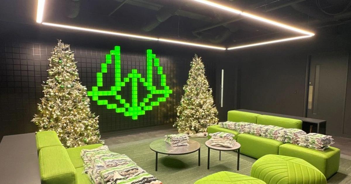 疲軟的真相：Wintermute長文分析市況，是什麼讓比特幣漲勢按下暫停鍵造市商 Wintermute 警告，加密市場正處於「自籌資金」階段，穩定幣、ETF 和 DATs 的流動性流入皆放緩。市場缺乏新資金入場，預計比特幣將在 9.5 萬至 13 萬美元區間波動。