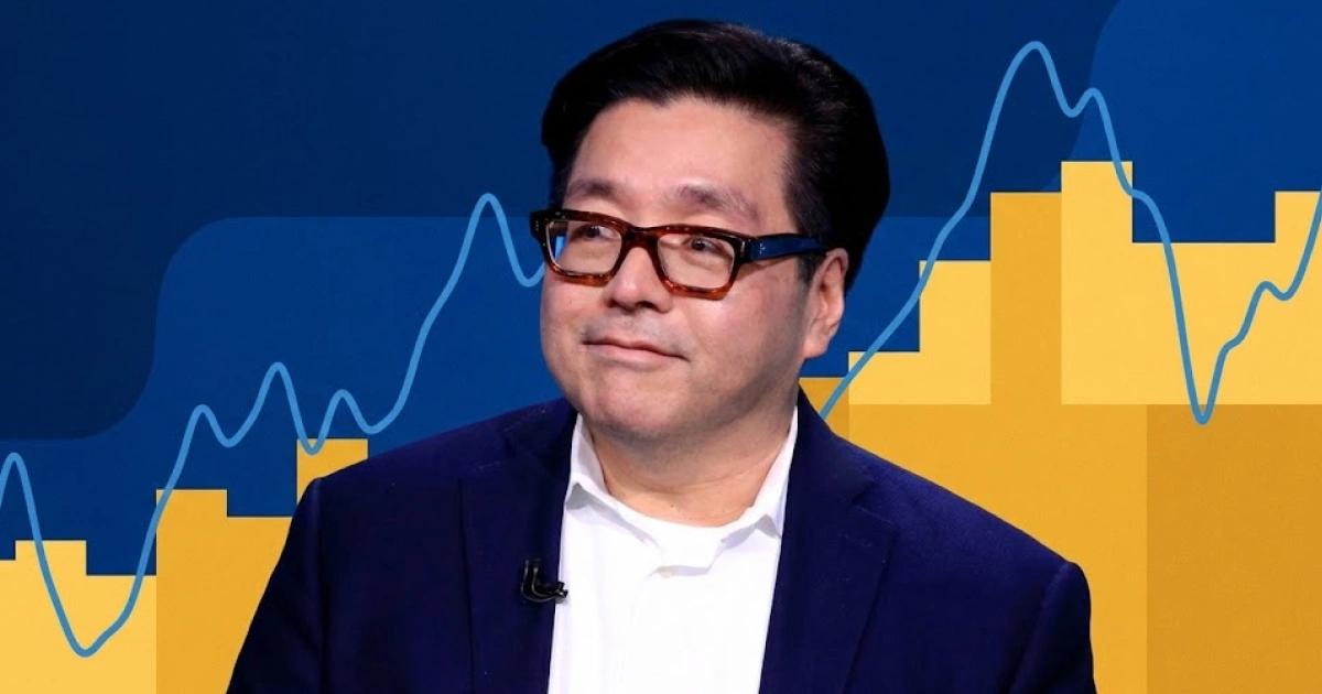 聯準會維持利率不變！比特幣反應冷淡，Tom Lee揭示下一波反彈時機點