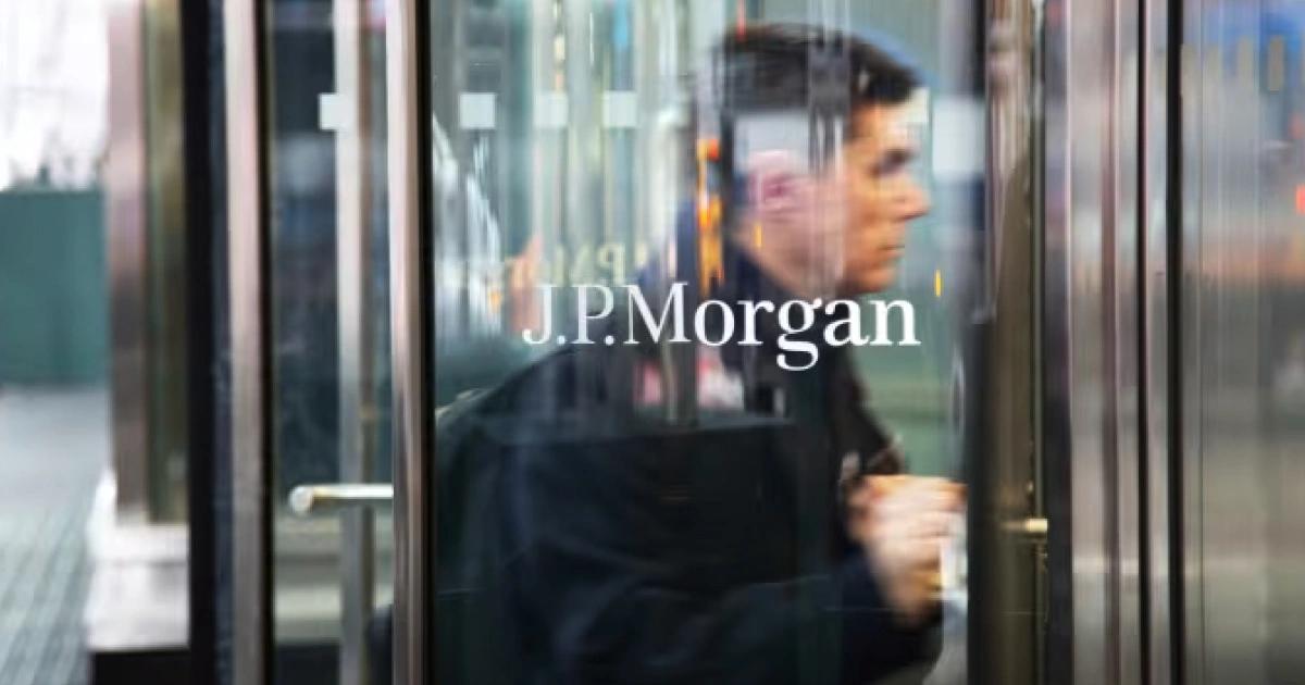 摩根大通：比特幣跟黃金相比明顯被低估，年底公允價12.6萬！摩根大通報告指出，比特幣價值被低估，年底公允價上看12.6萬美元。比特幣波動性降至歷史新低，與黃金風險差距縮小，機構投資人興趣增加。