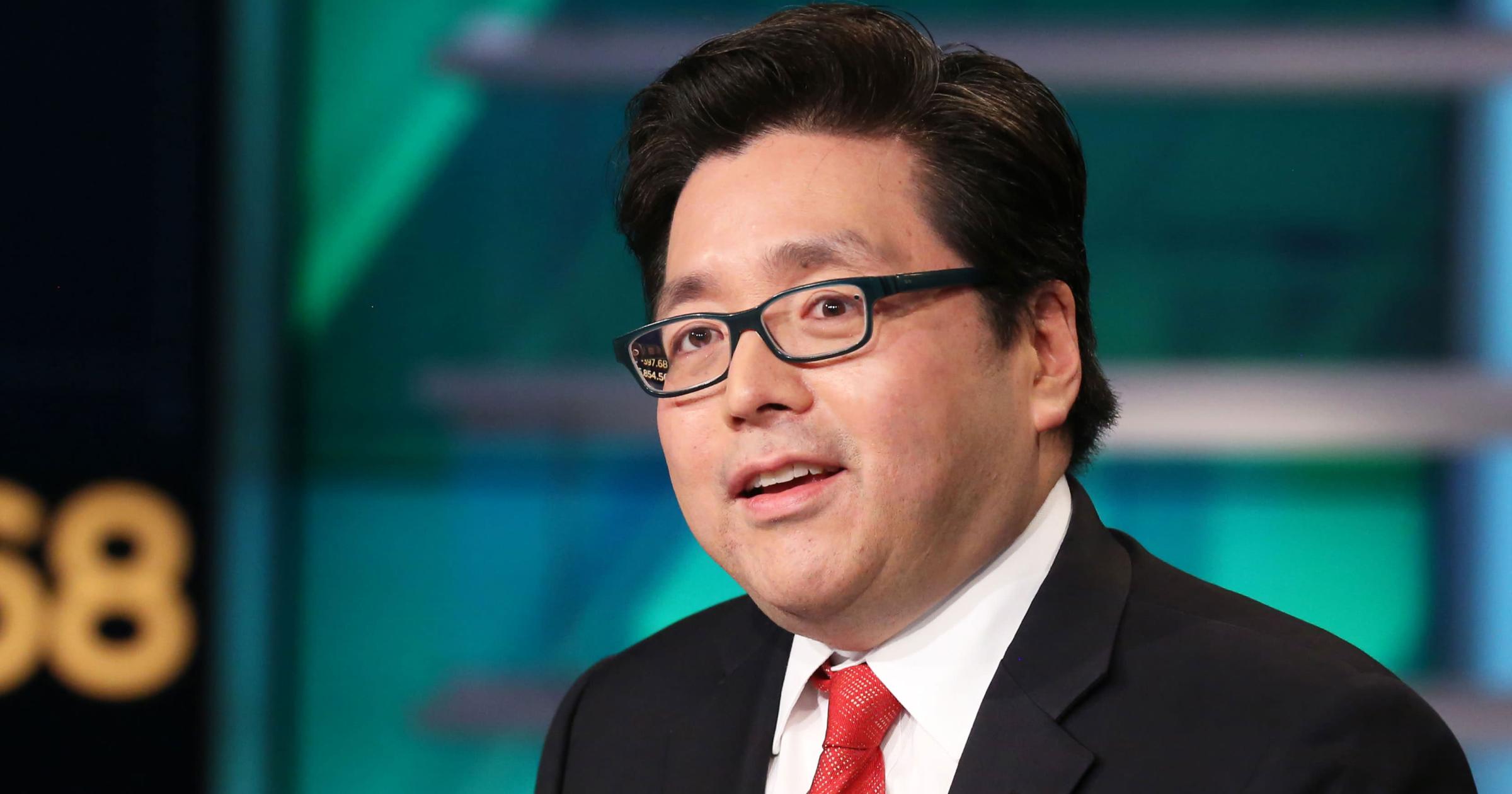 華爾街分析師 Tom Lee 預測，比特幣今年將持續走平，暗示可能已觸底。比特幣觸底了嗎？華爾街 Tom Lee：今年將持平，但可能上漲