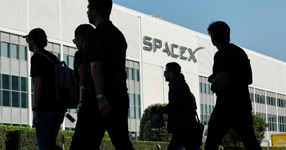 散戶大力買SpaceX！SPCX股價2日大漲42%，市值破2.5兆美元