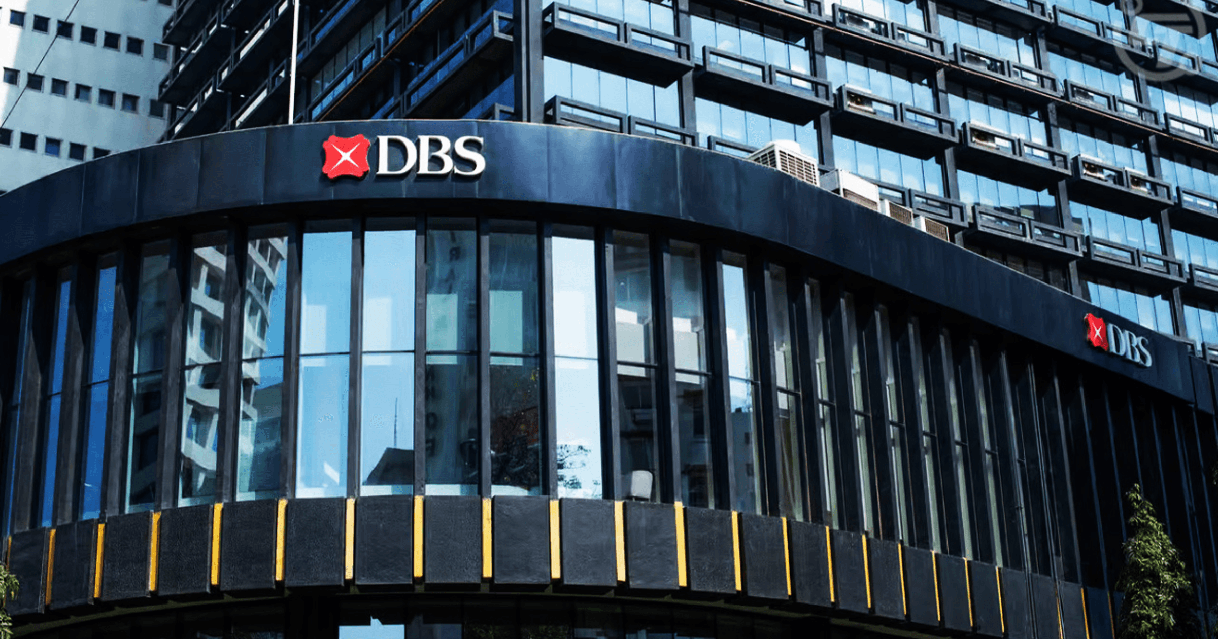 台灣銀行多學學！數據：星展銀行竟是以太幣巨鯨，託管價值超 6.5 億鎂？新加坡星展銀行（DBS）持有約 173,387 枚以太幣，成為前 40 名以太幣持有者之一，展示了傳統金融機構對加密貨幣市場的興趣和信心。