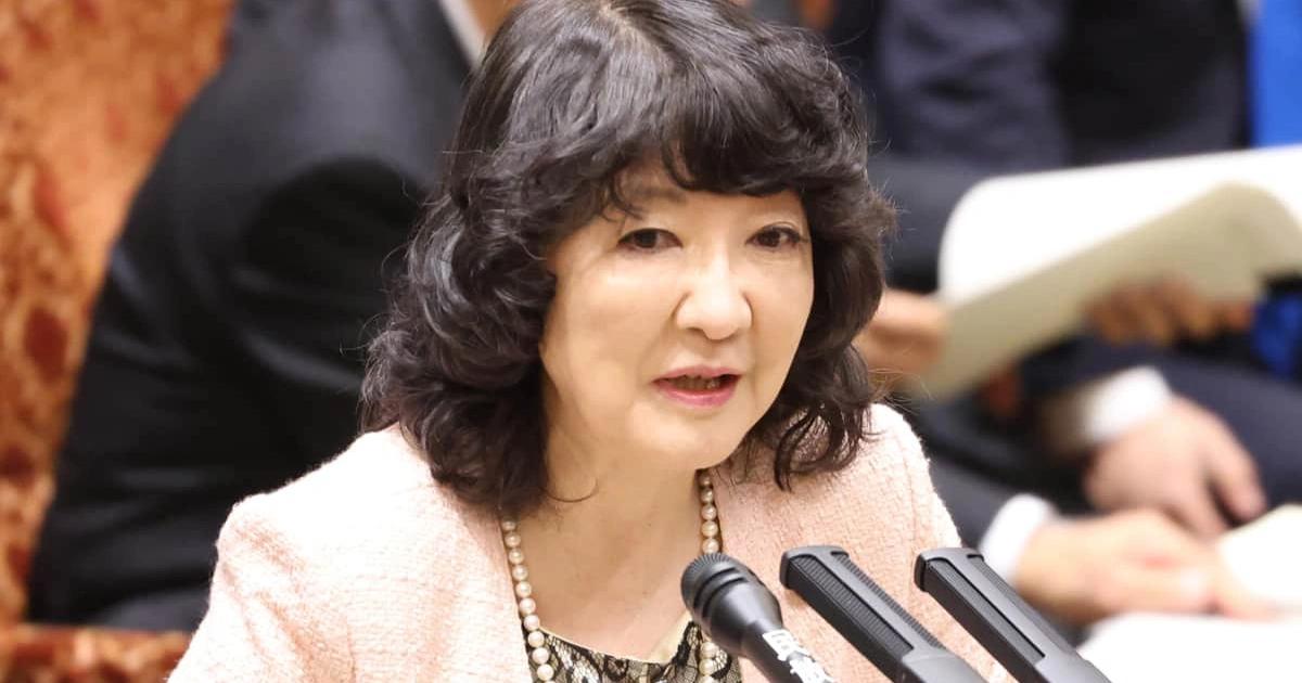 日本要求「資金回流」穩定債市！這2大稀缺資產將迎來史詩級避險潮？日本擬引導公共資金回流以穩定債市，引發金融壓抑疑慮。此舉推升比特幣與黃金的避險敘事，但短線需警戒套利平倉引發的全球震盪。