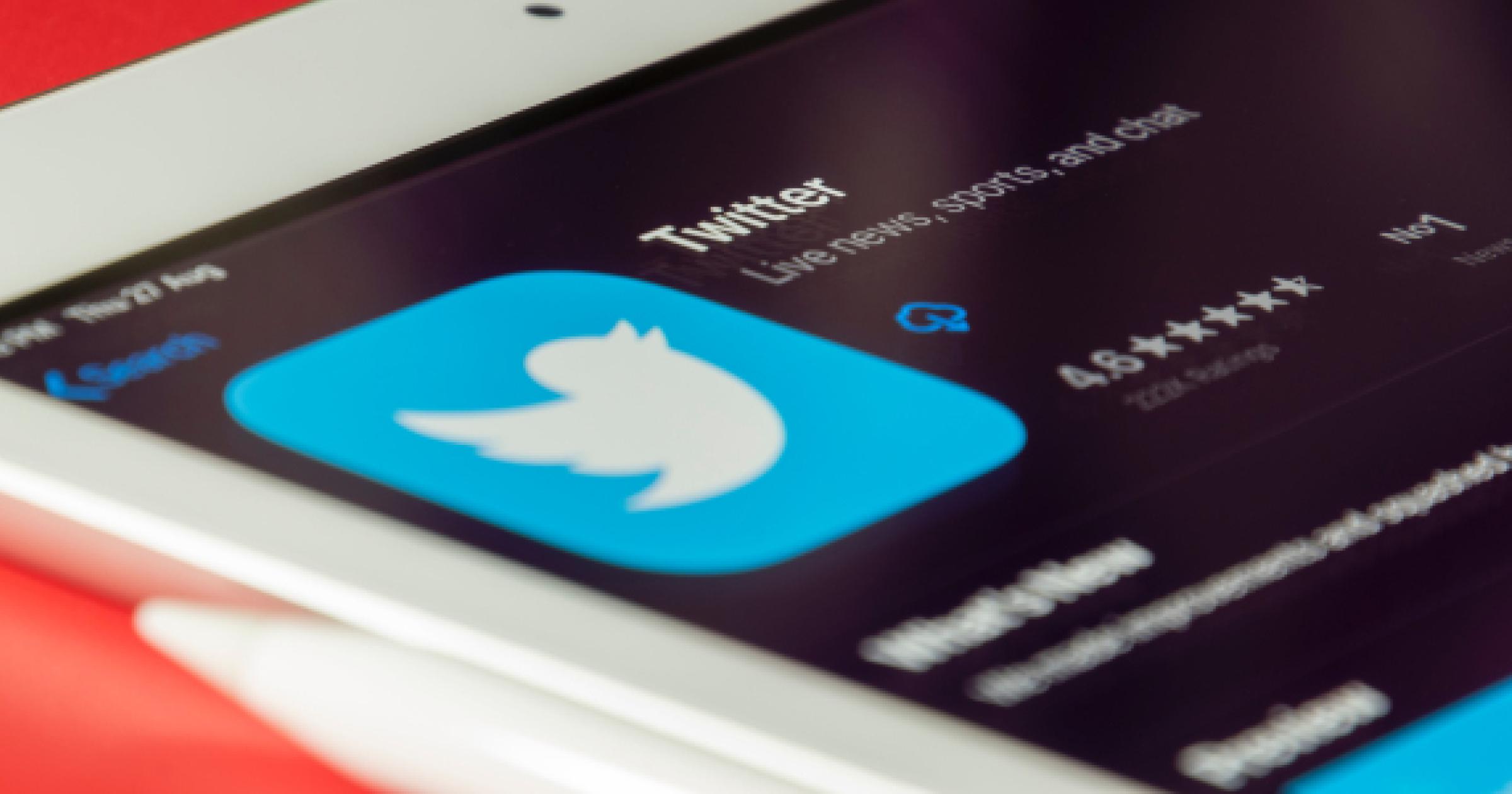 推特於週四宣布，將在未來幾週向付費訂閱者推出「期待已久」的編輯功能，該功能允許用戶在推文發布後 30 分鐘內修改推文。付費即可解鎖！推特將推出「編輯推文」功能