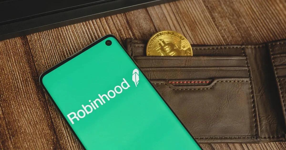 Robinhood財報表現亮眼！加密交易營收年增339%，市值超車CoinbaseRobinhood 第三季加密貨幣交易營收年增 339%，達 2.68 億美元，交易量突破 800 億美元，市值攀升至 1,260 億美元，正式超越 Coinbase。