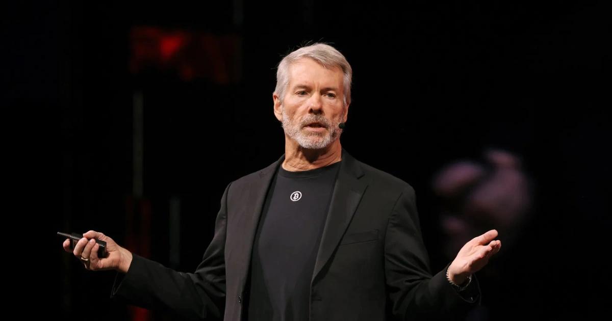 比特幣暴跌拖累！Strategy Q4淨損124億美元，加密概念股集體遭殃