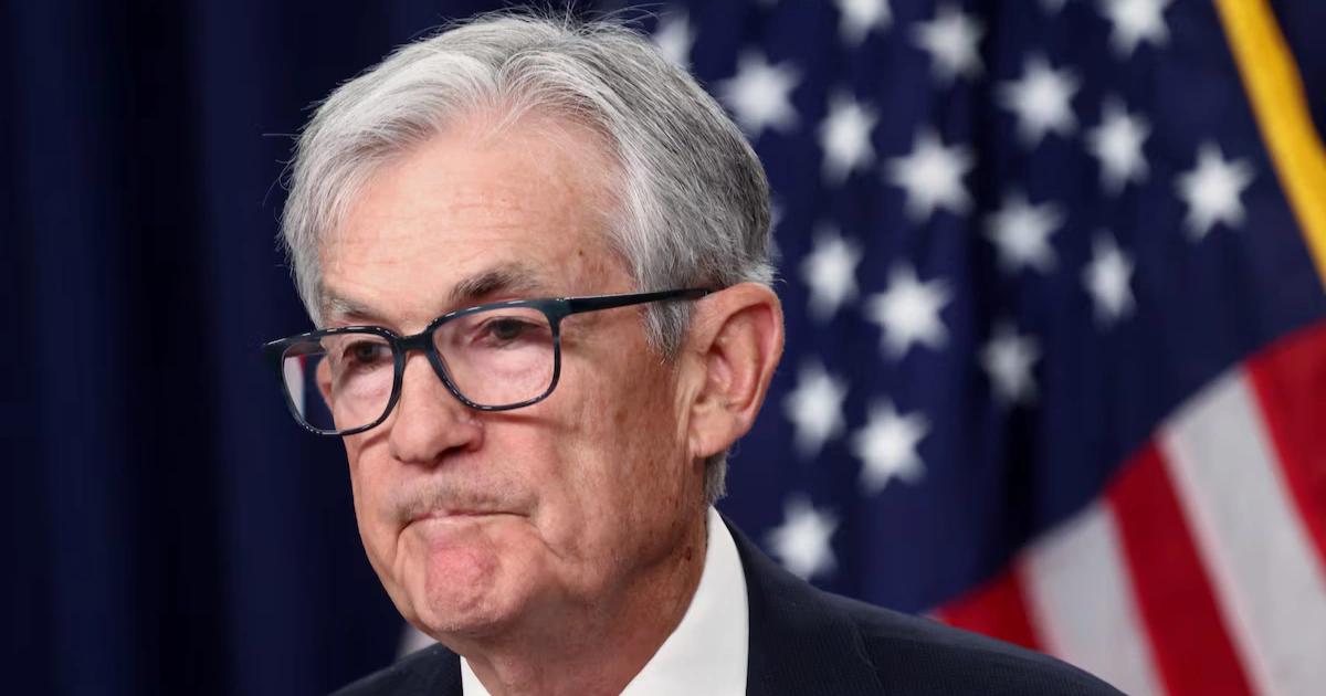 聯準會利率不變！鮑爾：中東局勢恐推升通膨、GDP預估上修至2.4% 