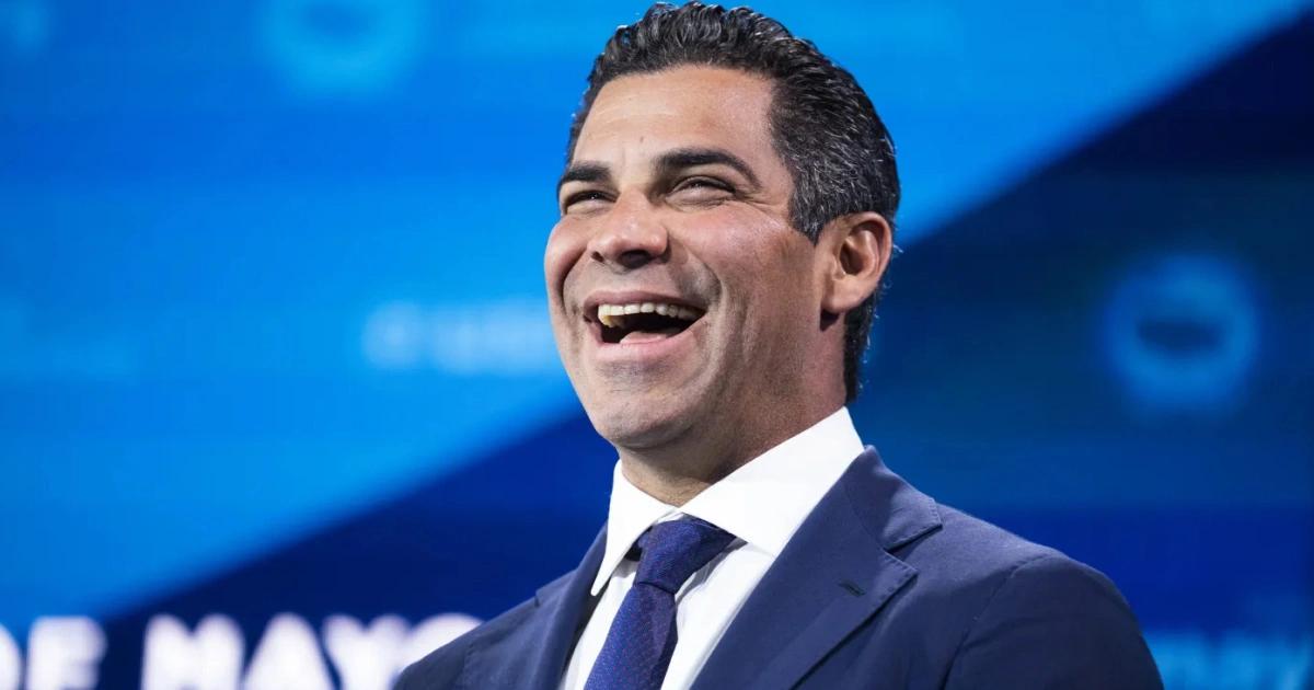 邁阿密市長：我四年前開始用比特幣領薪水，現在我的薪水翻了3倍！邁阿密市長 Francis Suarez 稱，他從 2021 年開始用比特幣領薪水，目前薪水已翻漲 3 倍。他表示更關注加密貨幣的未來發展，而非短期價格波動。