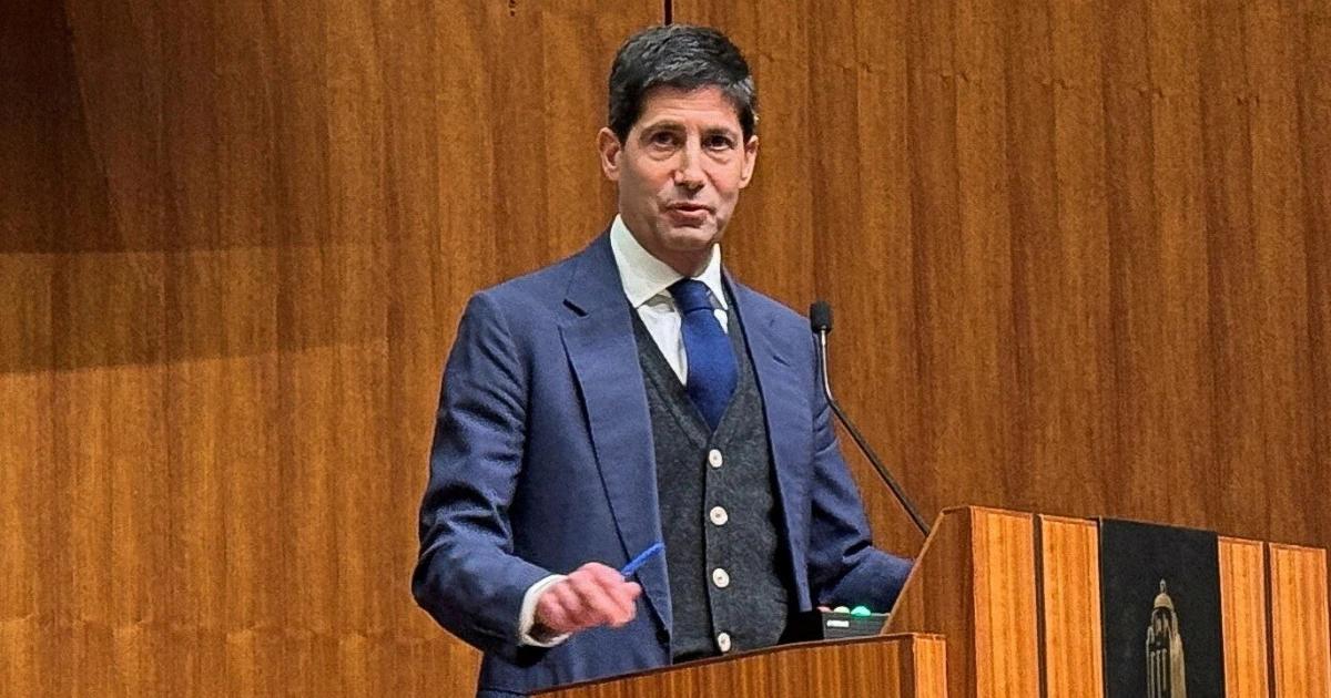 川普提名凱文沃許接替鮑爾！聯準會換帥下，幣圈可能有哪些變數川普提名凱文．沃許接掌聯準會，挺比特幣立場引關注，縮表與降息矛盾考驗市場信心，參議院確認戰未歇，政策走向牽動風險資產。