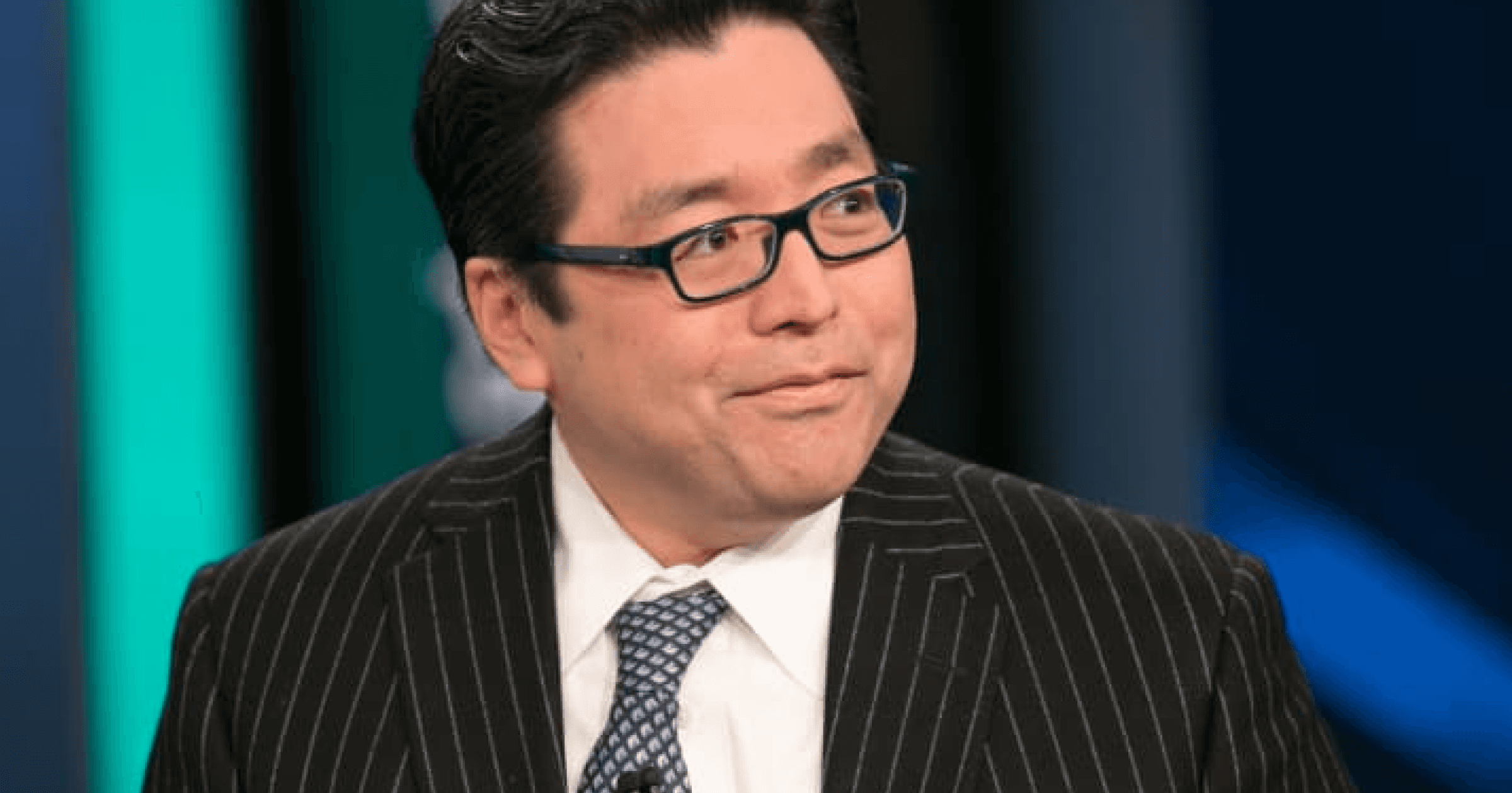 被媒體譽為「華爾街公牛」的 Tom Lee,在五月初接受《CNBC》的採訪時再度看漲比特幣,並稱今年漲到 15 萬美元是「基本目標」。比特幣牛市才剛起步?華爾街公牛揭「關鍵因素」:今年有望飆到 15 萬鎂!