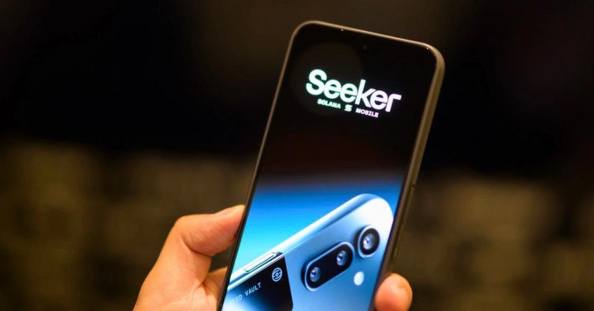 Solana手機要空投了!SKR代幣2026年1月上線,領空投條件一次看Solana Mobile 手機 Seeker 生態代幣 $SKR 將於 2026 年 1 月上線,總供應量 100 億枚,30% 預留給空投,官方也公布了詳細的代幣經濟學設計。